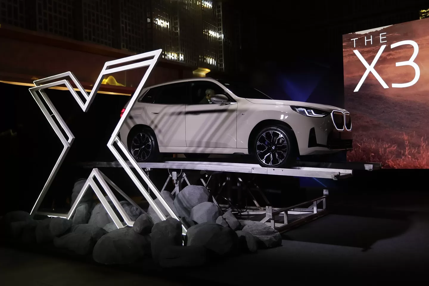 BMW X3 2025 Usung Teknologi Futuristik