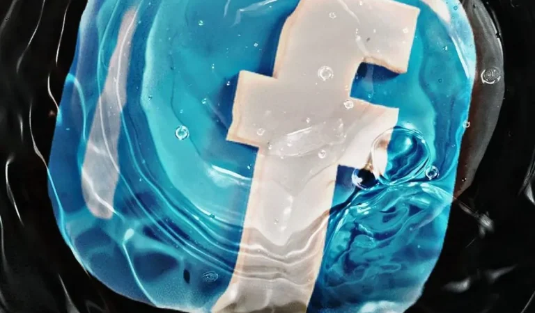 Facebook Tingkatkan Algoritma untuk Saingi TikTok Facebook Tingkatkan Algoritma untuk Saingi TikTok