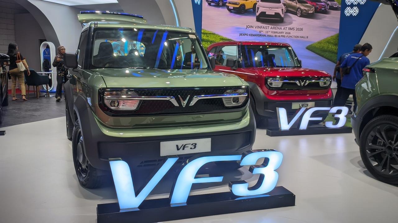 Tiga Mobil Listrik Termurah IIMS