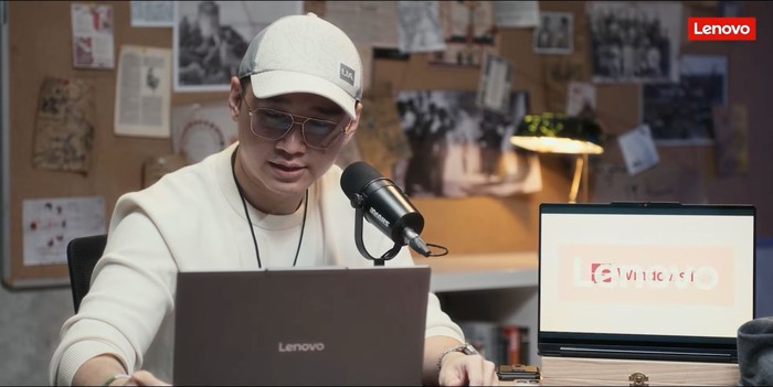 Lenovo Yoga Aura AI Laptop