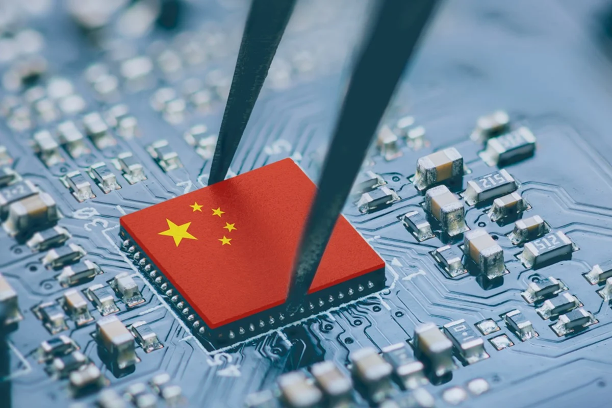 China Kembangkan Chip AI Cahaya