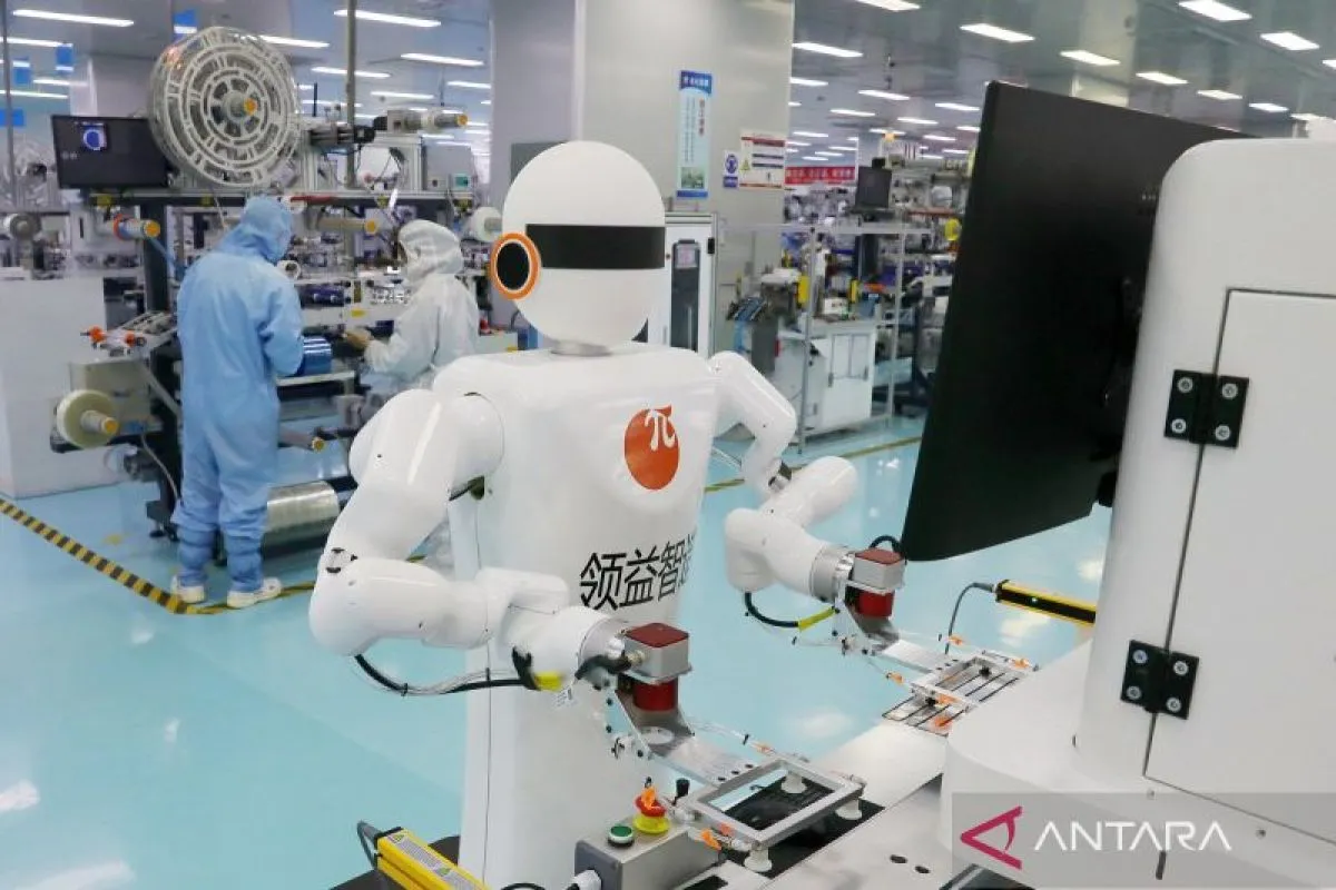 Robot Pabrik Jiangsu Makin Canggih