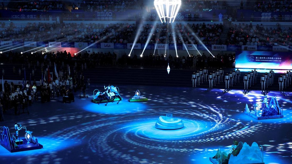 China Buka Pesta Robot Humanoid